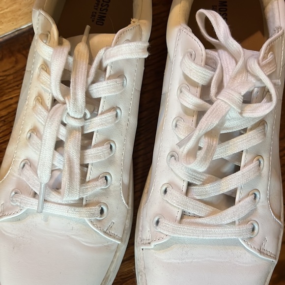 WHITE SNEAKERS - Picture 3 of 6